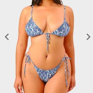 BLACKBOUGH SWIM LIV SET